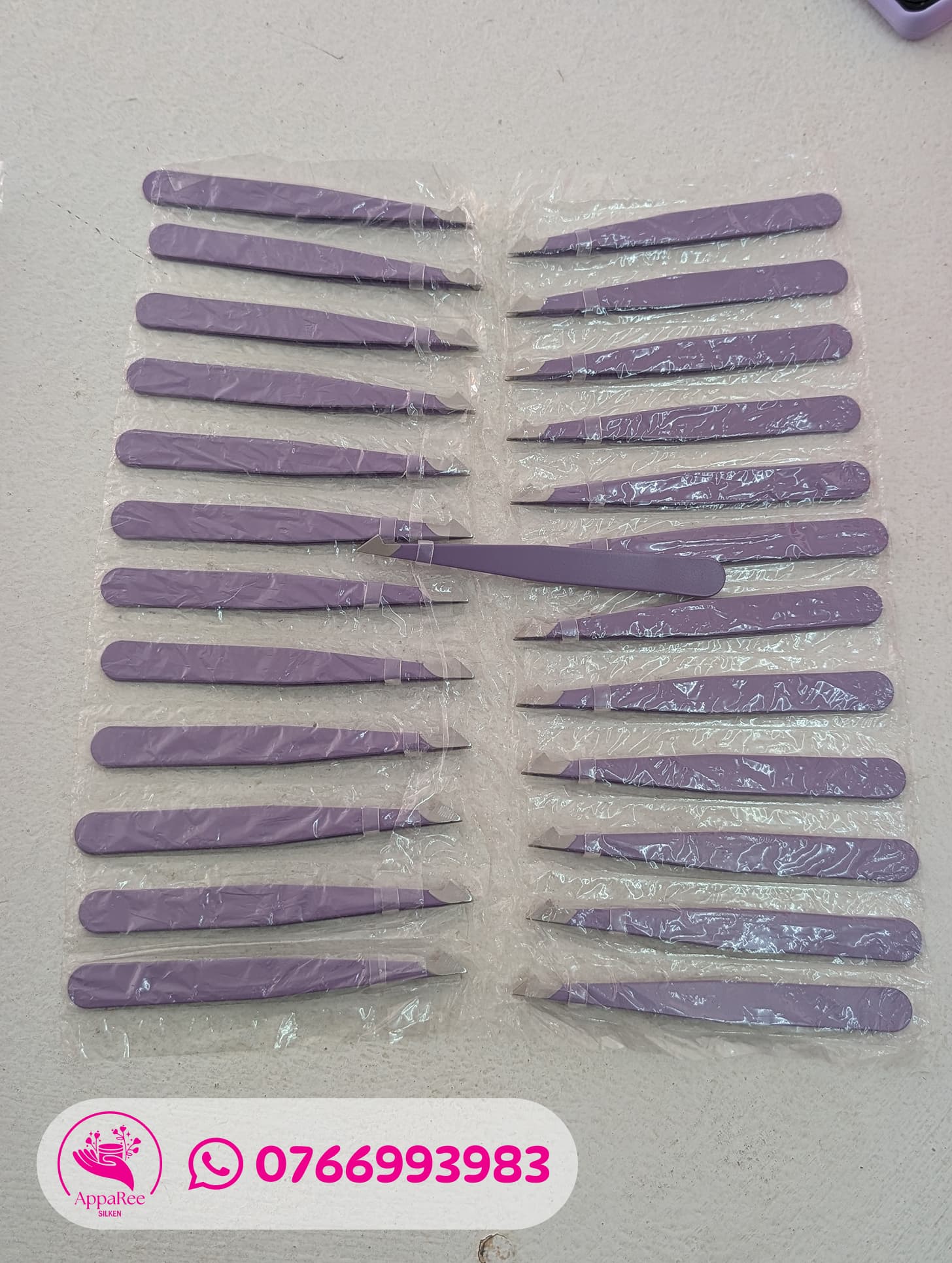Pointed Slant Tweezer