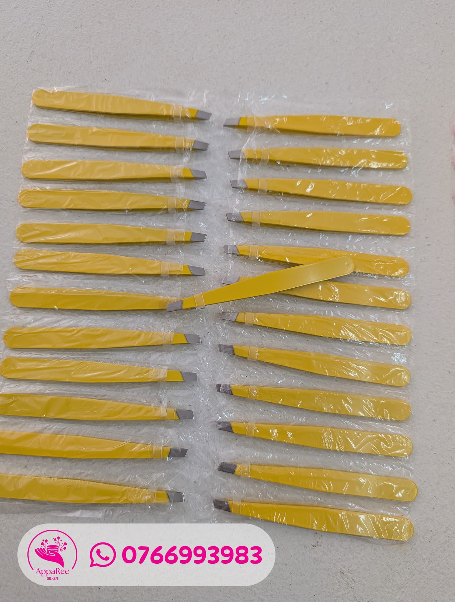 Slanted Tweezer